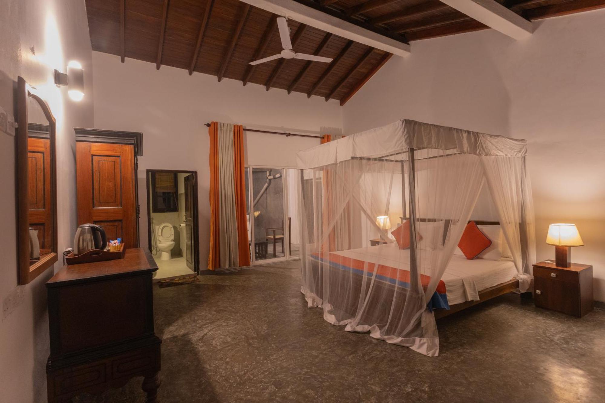 Hotel Zeilan Sunset Point Unawatuna Exterior photo